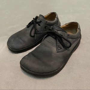 Birkenstock Women’s 39.5 US 8 Gray Leather Closed Toe Lace Up Shoe